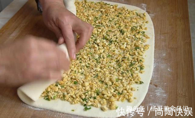 1块豆腐2个鸡蛋,不用蒸不用炖,个个蓬松暄软,给肉包子都不换