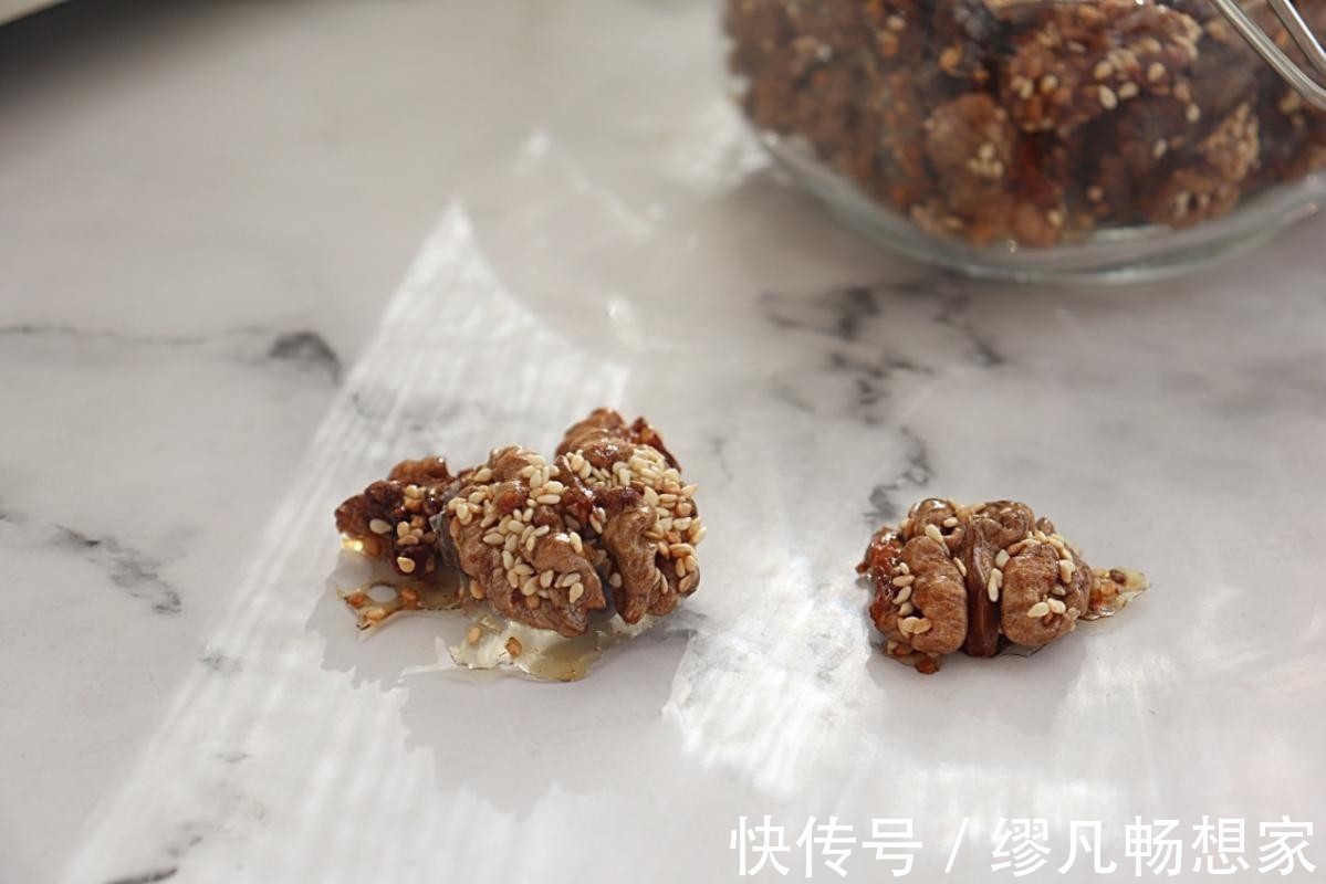 香甜|想吃琥珀核桃自己在家也能做,香甜酥脆,比买的好吃