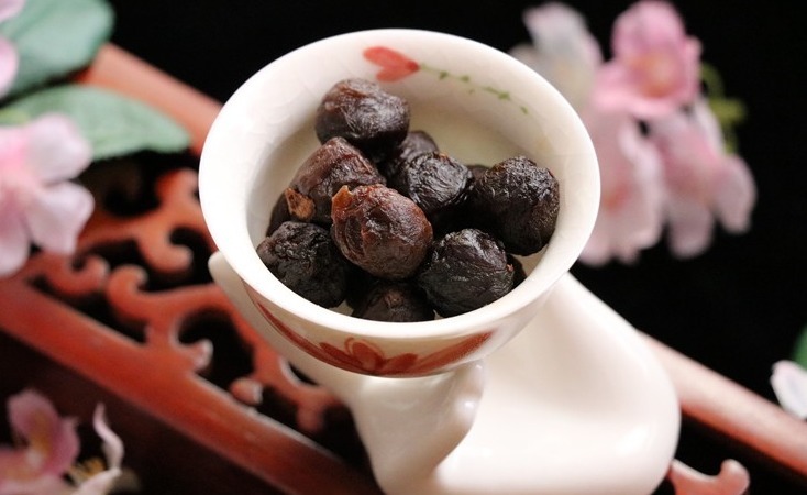 桂圆干|8月要常吃桂圆，教你正确吃法，好吃不上火，气色差的人多吃点