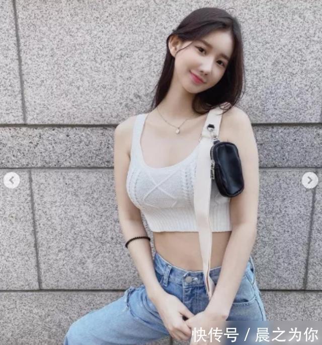 曼妙|28岁中国健身美女，清纯脸蛋曼妙身材 ，柳叶腰惹人羡慕