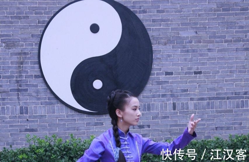 妙趣$3副妙趣横生的对联,背后是一段趣味姻缘故事,令人拍案叫绝