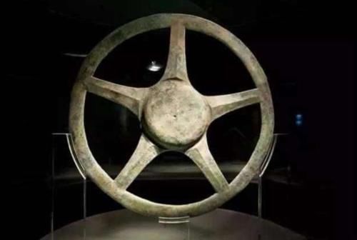 古巴蜀国$古巴蜀国没有文字，却能改写了华夏文明，三星堆文明到底有多牛