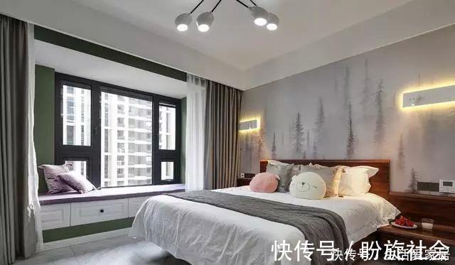 飘窗垫|飘窗的窗帘是靠墙好,还是靠窗好别让窗帘毁了你的浪漫飘窗