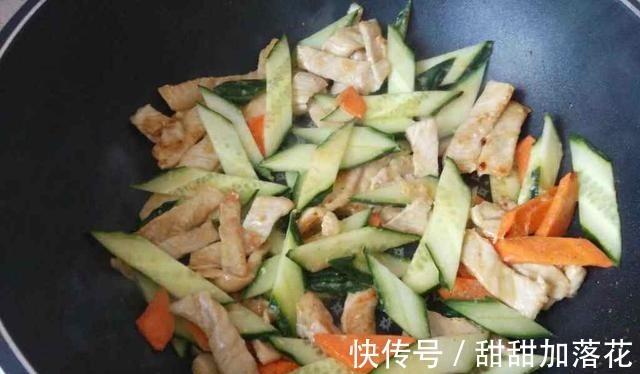 十月，晚餐别错过吃这菜，简单营养又美味，儿子连夸太好吃了！