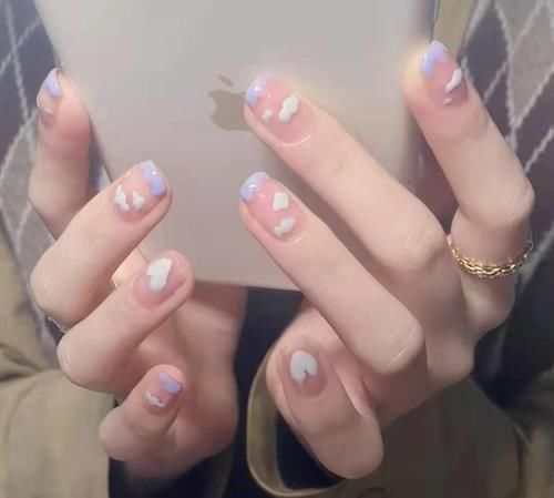 夏季的第一款绿色系美甲，黄皮妹子越做越白，黑皮妹子越做越显黑