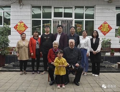  主席|【健康香河 最美医者】热爱主席诗词的香城屯医生赵万友