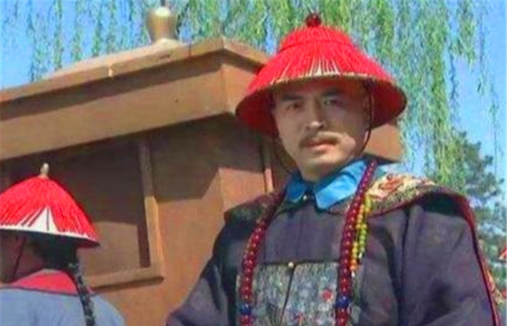 立下|李光地曾为康熙铲除奸臣,立下不世之功,为什么最后被贬呢?