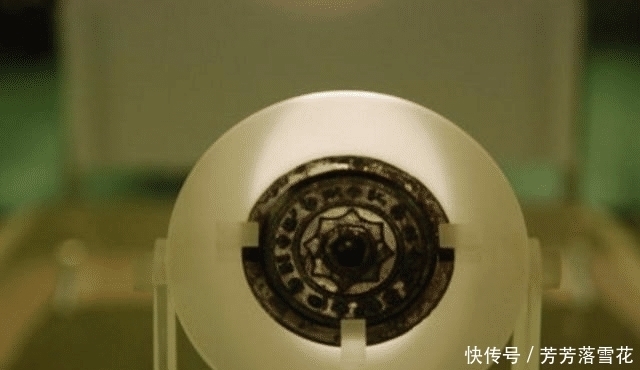 原理|失传1000年的文物,国外称为“魔镜”,问及原理,专家:不知道!