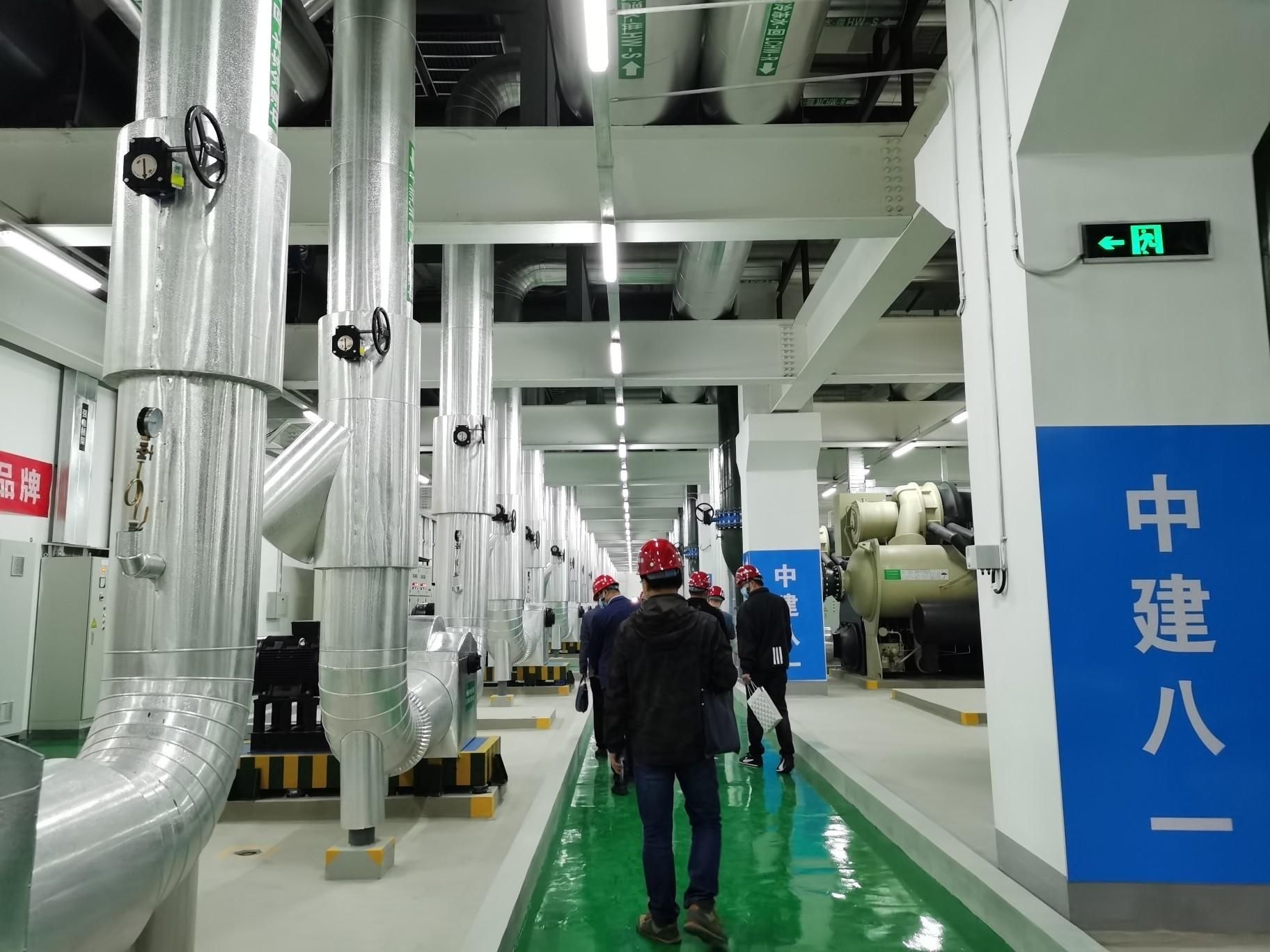 走进|700余人共赴“智”造盛宴 机电工程全国观摩会走进郑州光电显示产业园