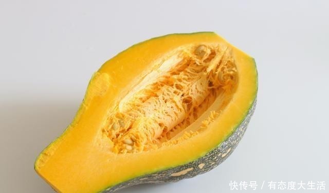 南瓜豆腐|用南瓜和豆腐做素馅儿包，无需过多调料，蒸出来比肉包子都香