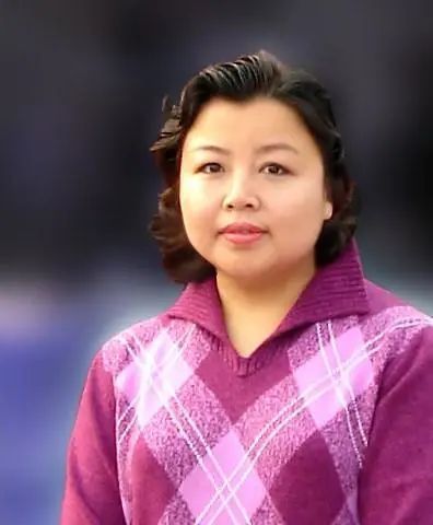 书法艺术$她是欧阳中石弟子,书法古朴俊雅,被赞传统书法顶梁柱!