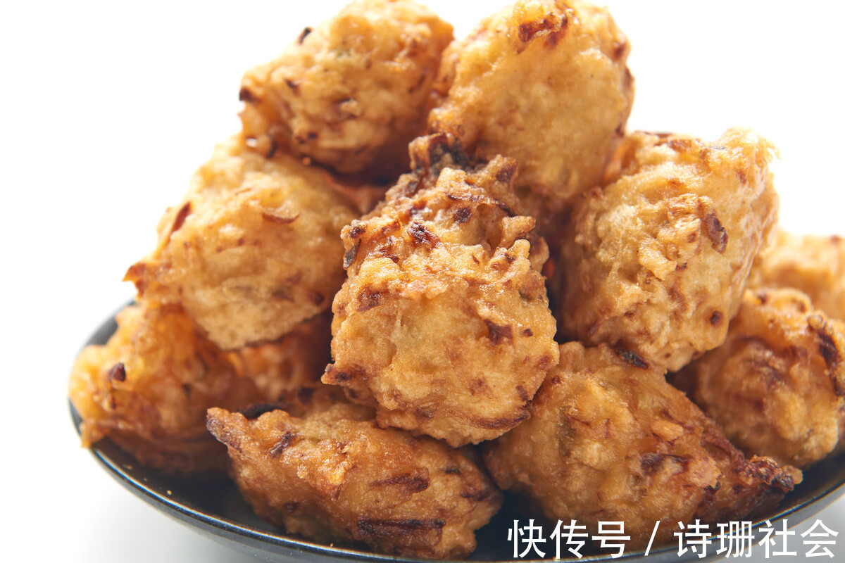 炸丸子|炸萝卜丸子,别再放面粉了,多加这2味料,金黄酥脆,凉了也不硬