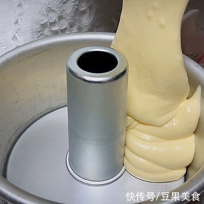 #安佳佳倍容易圣诞季#紫薯芋泥爆浆蛋糕,冰淇淋口感