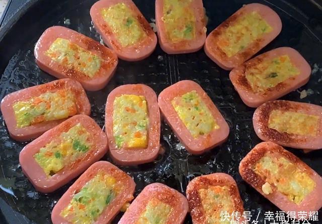 剩米饭别炒着吃了,简单做法方便有食欲,早餐孩子吃上瘾