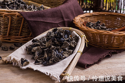 黑枣|6种“黑色”食物,堪称年轻人的“门面担当”,男人女人都要多吃!