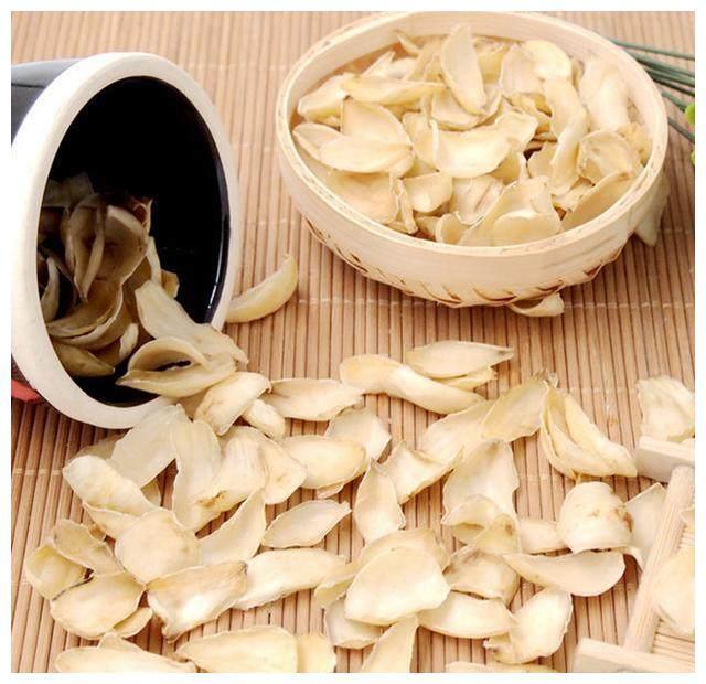 国际营养协会|女人别乱打玻尿酸,常吃8大碱性食材,肌肤越来越紧致漂亮