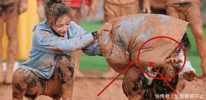 宋雨琦|奔跑吧9:宋雨琦回归,用枕头打baby的脸,而她用胳膊挡有争议