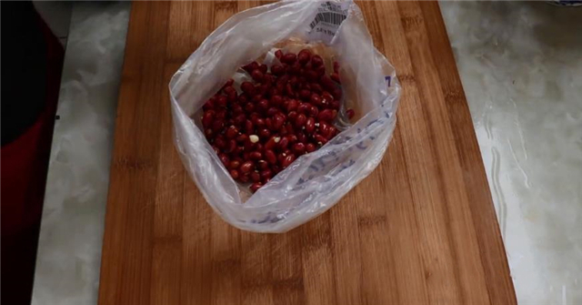 想吃香菇酱不用出去买,在家就能做,鲜香下饭,拌面夹馒头都好吃!