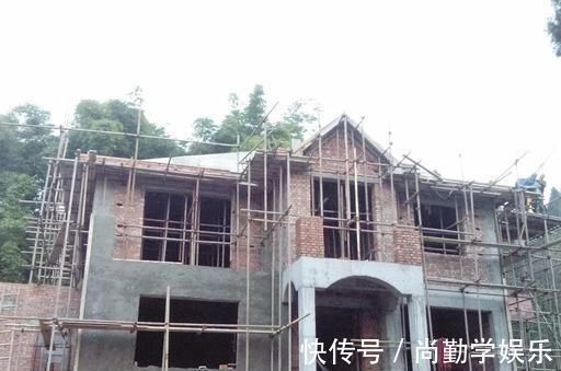 齐家敏敏|婆家自建70万两层楼房!城里800万都买不到!全村就我家是土豪