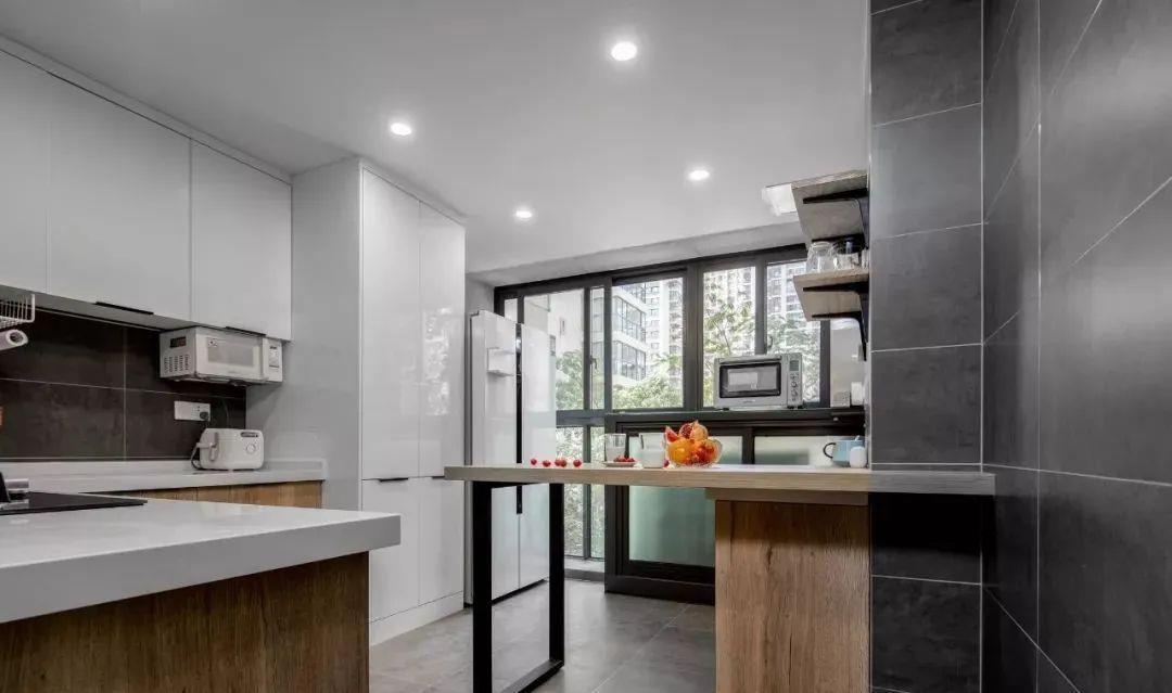 操作台|小户型这样装吧台，既是隔断又是餐桌，情调满分还不占空间！