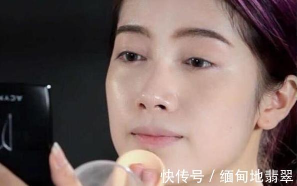 漂亮|聪明的女生才知道:上班尽量化“淡妆”,教你正确步骤,简单漂亮