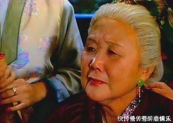 姨娘@赵姨娘是如何嫁给贾政的,贾母王夫人给出答案,活脱脱又一个晴雯