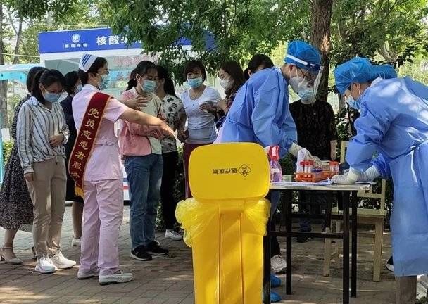 宁津县中医院|【宁津县中医院】身披红绶带的他们让医院更有温度