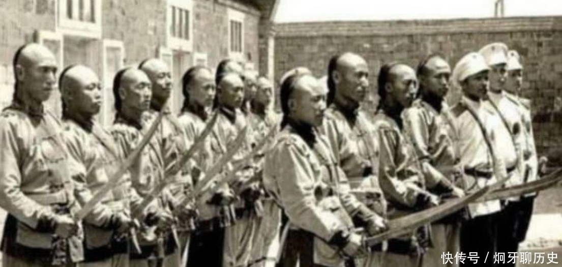 棺木|晚清最热血的战役,65岁老人带棺木出征,仅1年收回被侵占领土