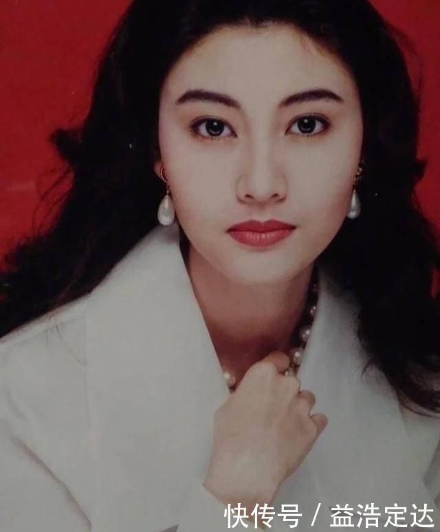 “中国风妆容”爆红油管，可点开怎么都是网红妆