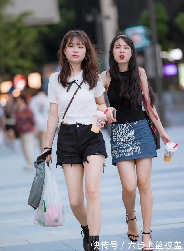 街拍|街拍美图:牛仔风格穿搭的小姐姐