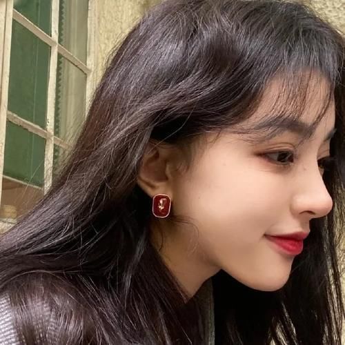 糖分|天生皮肤黑的女人,保持5个好习惯,能让皮肤焕然一新越来越水灵