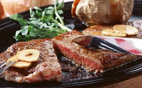 血糖高|糖尿病人要少吃肉?血糖高的人想长寿,吃肉要注意“3少1多”