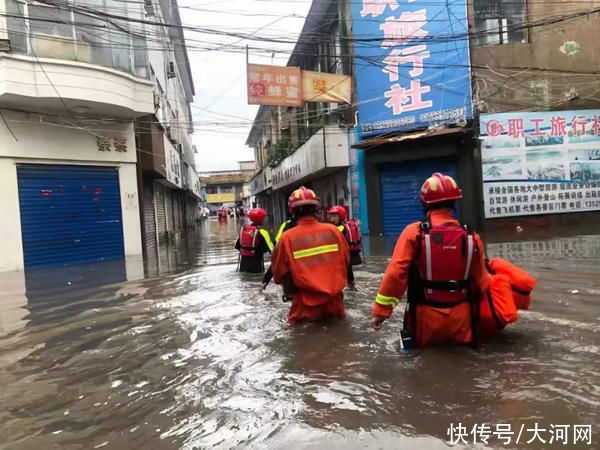 积水|强降雨袭击4地市，河南消防救出158名被困群众