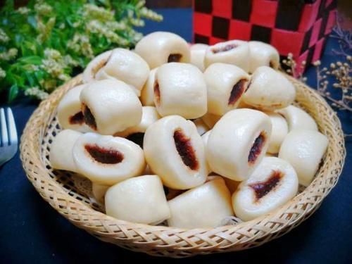 面包|最近儿子迷上这个早餐,比面包口感松软,满满都是料,特好吃