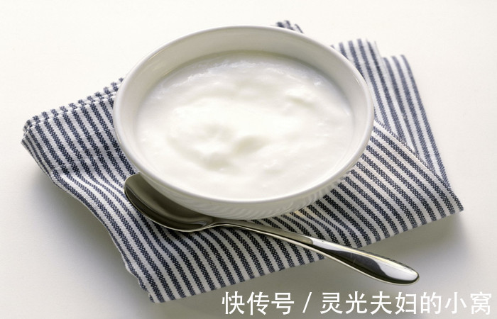 酸奶酸奶|孕妇孕吐吃什么比较好?不能不吃东西啊