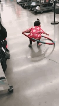 |搞笑GIF段子:美女锻炼身体方式,这是全身运动哦