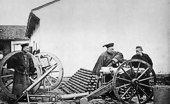 太平军|罕见的太平天国老照片，图2是太平军的精锐，图6的女兵视死如归