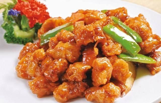  东北|南方人第一次去东北菜馆，2个人点了4道菜，上菜后都看傻了