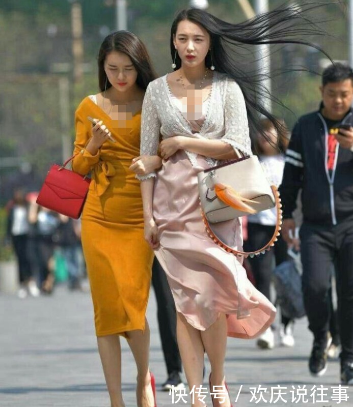 喜欢|两位微胖女神,更喜欢哪一个呢?