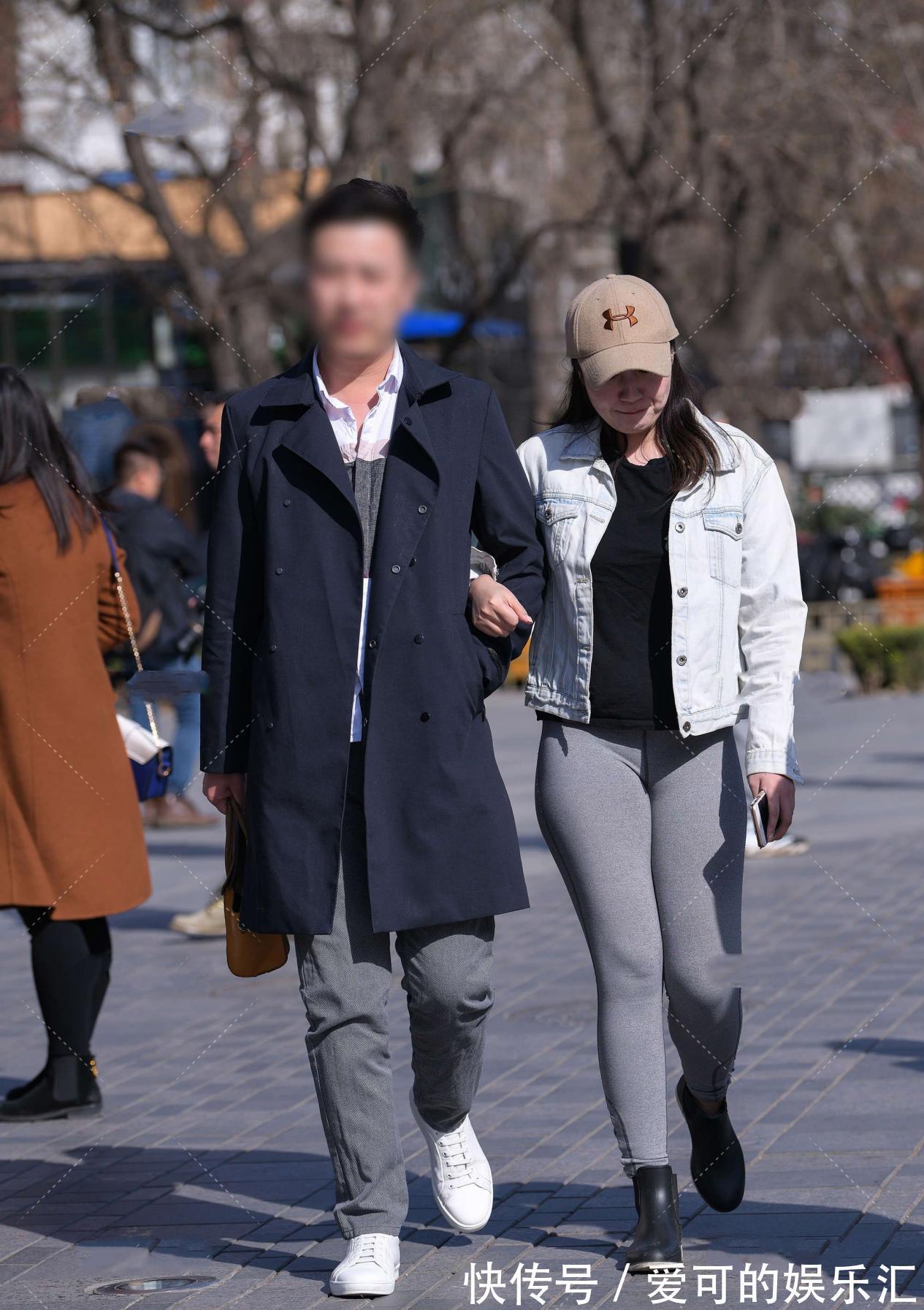 穿搭|短款牛仔衣，帅气十足，更显独特气质，搭配健美裤，更显身材优势