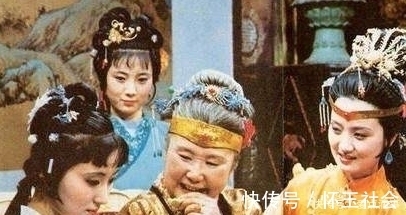 浓妆艳抹|宋朝女人的发型真是多种多样,相比之下,她们才是精致的猪猪女孩