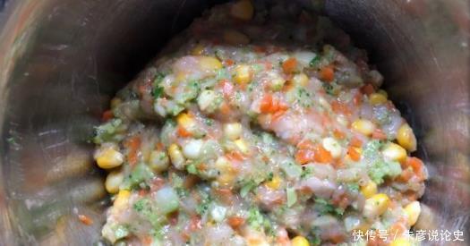 懒人版蔬菜鸡肉饼,早餐来一份,精神一整天,营养美味,简单易学