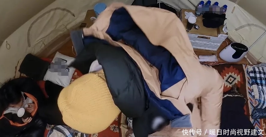 《恰好是少年》开播,王俊凯高反,王源、千玺纷纷发博关心