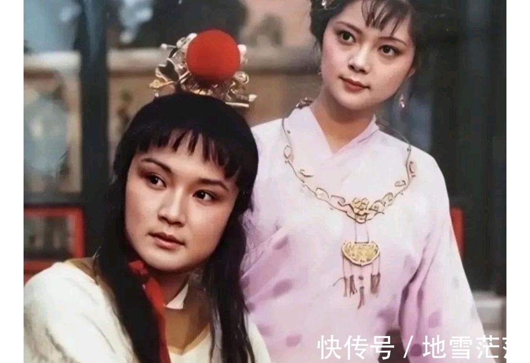 薛宝钗!《红楼梦》:金玉良姻的成婚,薛家自己酿的苦果,自己咽下去