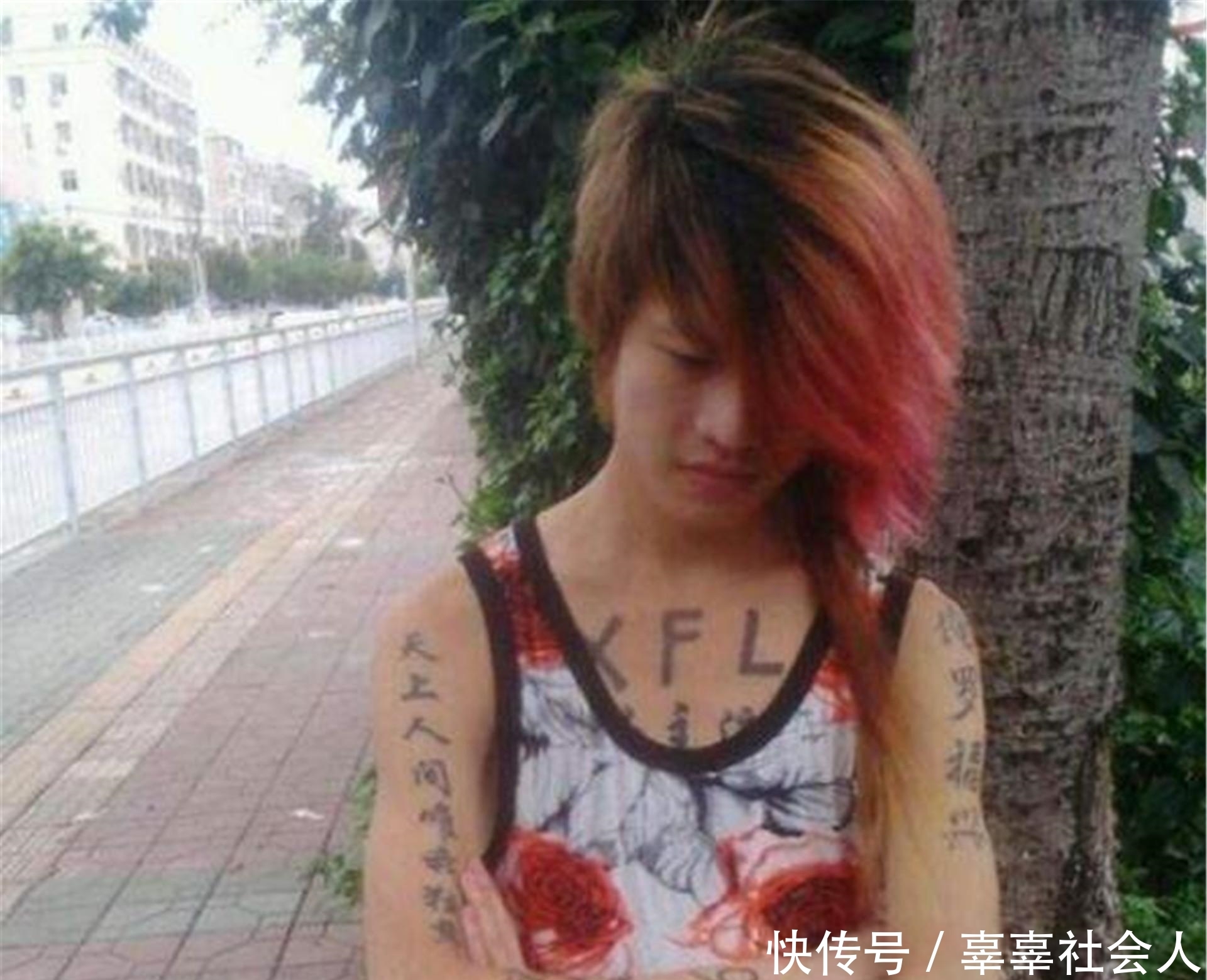 马特|当年他创办“杀马特家族”,后被富婆看上追求,近况如何?