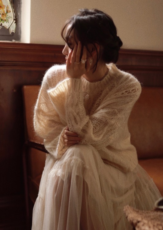 博主|入冬怎么穿又暖又美?试一试“毛衣”穿搭,提升气质又温柔优雅!