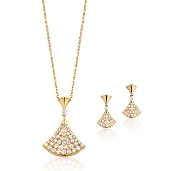 戒指 7月24至27日珠宝网拍逾120件迷人珠宝照亮盛夏!