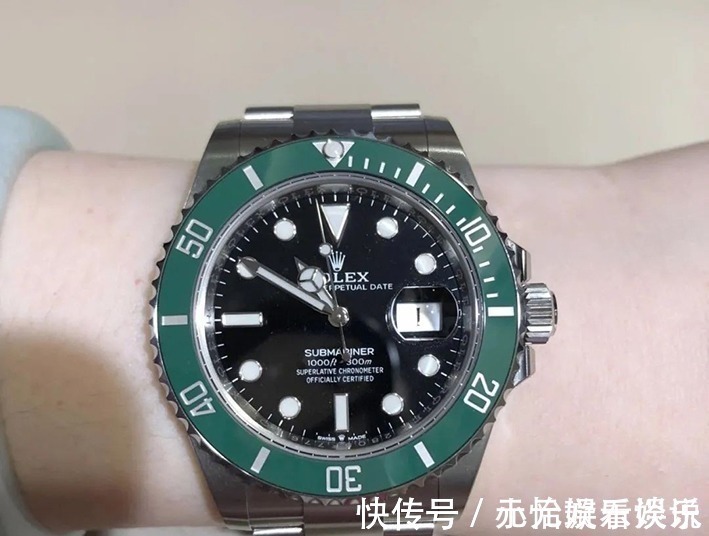 一线城市|三十五岁男士戴劳力士被骂？引起争议，万国海洋时计怎么样