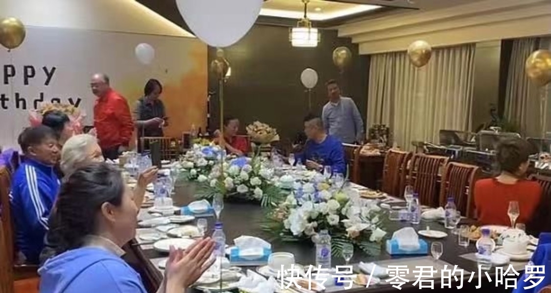 王淼|祖孙三代同堂,父母为王楠庆生,大5岁姐姐与王楠同月同日幸福!
