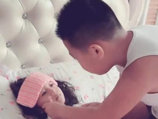 妹妹|哥哥放学回家就“猛亲”妹妹,而诱发妹妹看急诊,什么原因不能亲